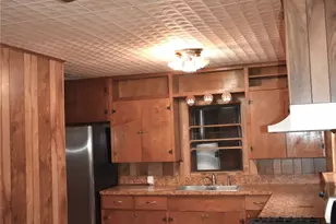 1601 Columbia St, Liberty, TX 77575 - Photo 13
