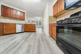 16818 Blackberry Lily Ln, Conroe, TX 77385 - Photo 3