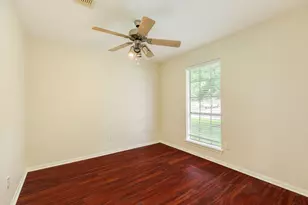 105 Sugar Cane Trce, Lake Jackson, TX 77566 - Photo 15
