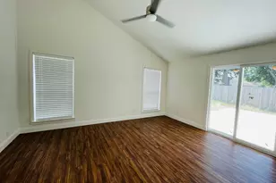 2123 Echo Ridge, Sugar Land, TX 77478 - Photo 3