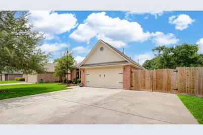 1000 Cardinal Drive, Richwood, TX 77566 - Photo 35