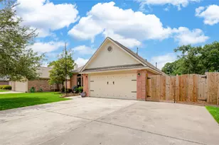 1000 Cardinal Dr, Richwood, TX 77566 - Photo 35