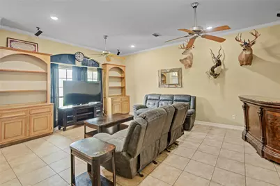 1000 Cardinal Drive, Richwood, TX 77566 - Photo 5