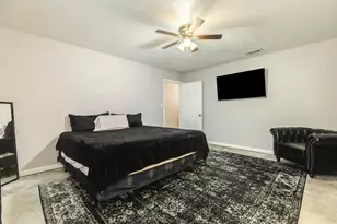 526 Tall Timber Dr, West Columbia, TX 77486 - Photo 15