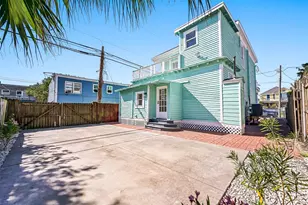 2010 Rosenberg St, Galveston, TX 77550 - Photo 43