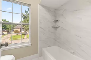 7231 Granvia Dr, Houston, TX 77083 - Photo 25
