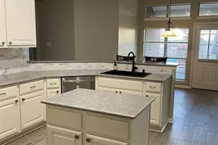 3139 Autumnjoy Dr, Pearland, TX 77584 - Photo 3