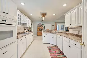 10747 Whispering Oaks Dr, Hearne, TX 77859 - Photo 9