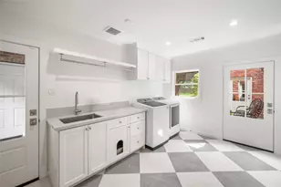 5360 Spring Park St, Houston, TX 77056 - Photo 29