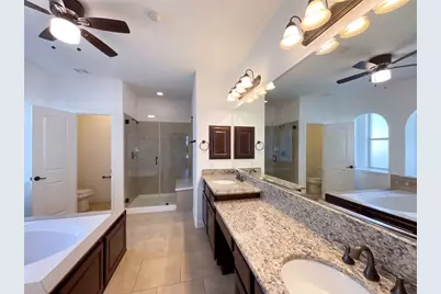 312 Overland Trace, Montgomery, TX 77316 - Photo 7