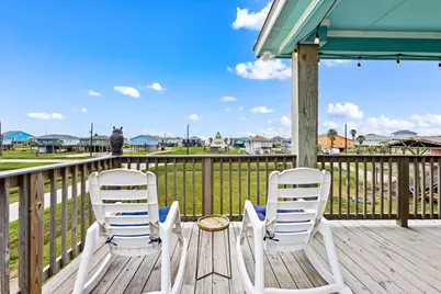 307 Olive Street, Surfside Beach, TX 77541 - Photo 5