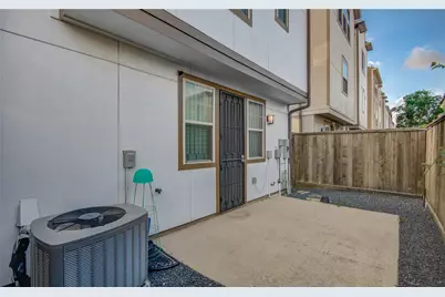 1204 Birkland Pine Lane, Houston, TX 77043 - Photo 27