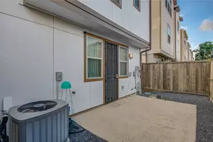1204 Birkland Pine Ln, Houston, TX 77043 - Photo 27