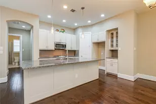 1204 Birkland Pine Ln, Houston, TX 77043 - Photo 11