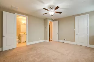 1204 Birkland Pine Ln, Houston, TX 77043 - Photo 17