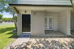 1406 Summit St, College Station, TX 77845 - Photo 7