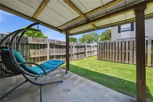 1406 Summit St, College Station, TX 77845 - Photo 25