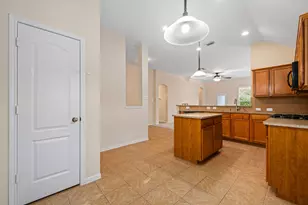 7915 Saragosa Blue Ln, Richmond, TX 77407 - Photo 9