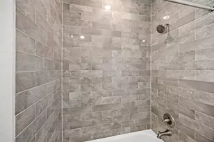 719 Leverkuhn St, Houston, TX 77007 - Photo 27