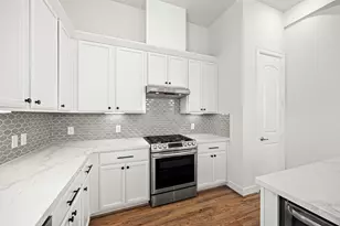 719 Leverkuhn St, Houston, TX 77007 - Photo 15