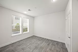 719 Leverkuhn St, Houston, TX 77007 - Photo 5