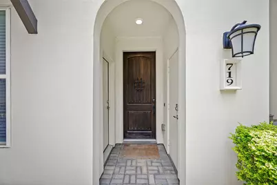 719 Leverkuhn Street, Houston, TX 77007 - Photo 3