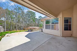 10542 Parkside Dr, Willis, TX 77318 - Photo 33