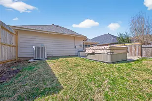10542 Parkside Dr, Willis, TX 77318 - Photo 37