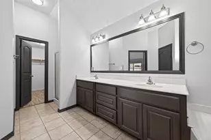 10542 Parkside Dr, Willis, TX 77318 - Photo 31