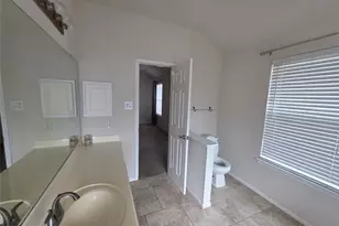 2715 Riverhollow Ln, Sugar Land, TX 77479 - Photo 31