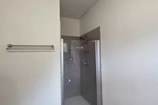 2715 Riverhollow Ln, Sugar Land, TX 77479 - Photo 37