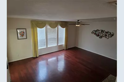 2715 Riverhollow Lane, Sugar Land, TX 77479 - Photo 9