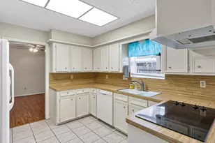 22906 Squirrel Tree St, Spring, TX 77389 - Photo 9