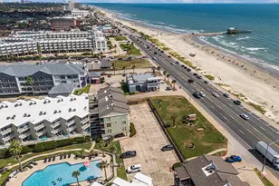 6300 Seawall, Galveston, TX 77551 - Photo 29