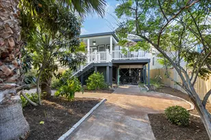 3215 Bernardo De Galvez Ave, Galveston, TX 77550 - Photo 5