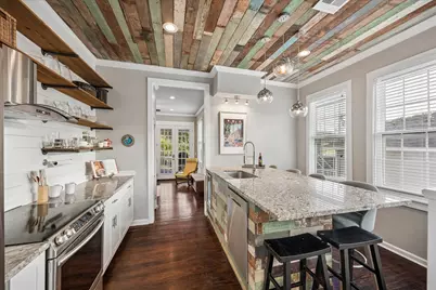 3215 Bernardo De Galvez Avenue, Galveston, TX 77550 - Photo 11