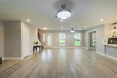 6214 Jadecrest Drive, Spring, TX 77389 - Photo 9