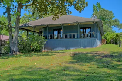 203 Whispering Pine, Burkeville, TX 75932 - Photo 15
