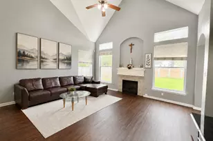 8418 Manassas Ln, Houston, TX 77083 - Photo 5