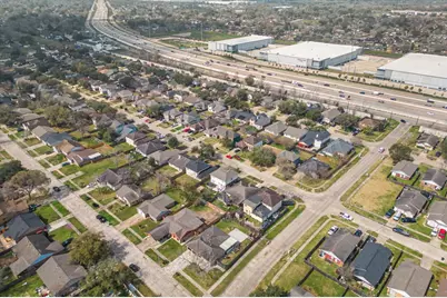 4702 Croker Ridge Road, Houston, TX 77053 - Photo 31