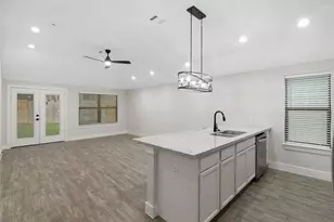 13018 Walden Rd, Montgomery, TX 77356 - Photo 7