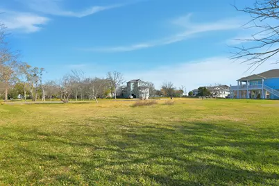 000 Baywood Avenue, Shoreacres, TX 77571 - Photo 13