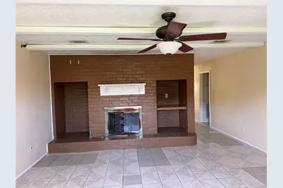 8426 Avington Road, La Porte, TX 77571 - Photo 3