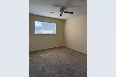 8426 Avington Road, La Porte, TX 77571 - Photo 9