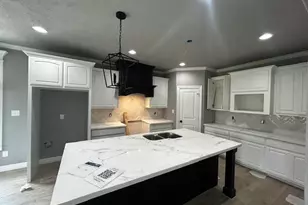 8585 Sana Dr, Beaumont, TX 77713 - Photo 5