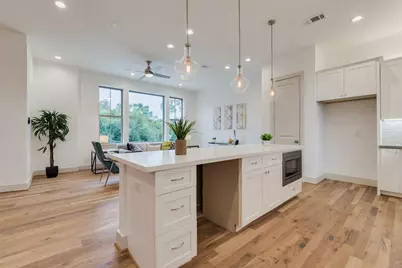 1414 Wichman Street, Houston, TX 77007 - Photo 9