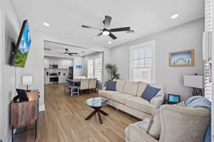 1802 Ursuline St, Galveston, TX 77550 - Photo 3