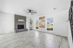 713 Sugar Hill Dr, La Porte, TX 77571 - Photo 7