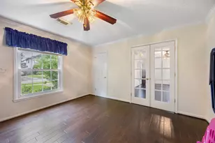 3836 Gramercy St, Houston, TX 77025 - Photo 13