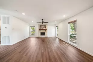 15826 Stonehaven Dr, Houston, TX 77059 - Photo 19